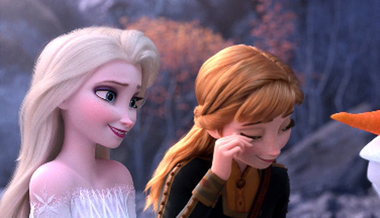 Anna sad to see the resurrected Olaf